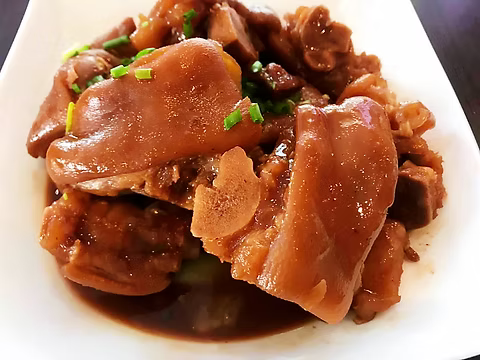 南乳炆豬手 Braised Pork Knuckle in Red Fermented Bean Curd Sauce 250g