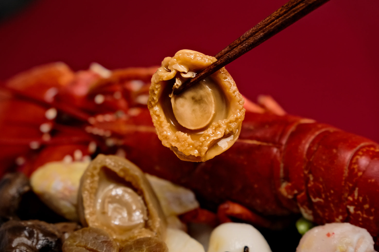 【二人盛宴】 龍蝦八頭鮑魚豬手冷凍盆菜  Lobster & 8-Head Abalone with Pork Knuckle Frozen Poon Choi