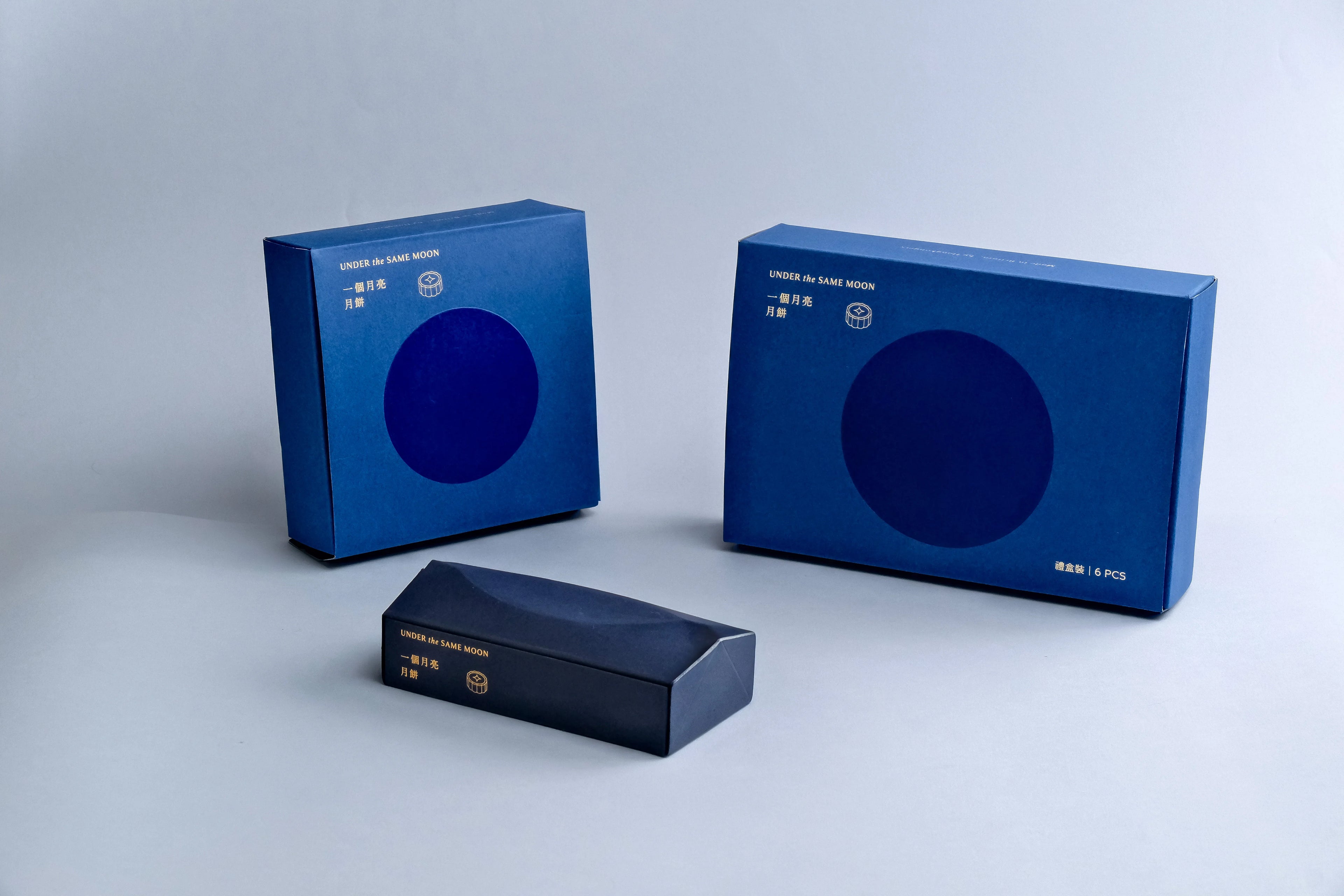 傳統白蓮蓉蛋黃月餅（4件禮盒裝）White Lotus Seed Paste with Egg Yolk Mooncake(Box of 4)