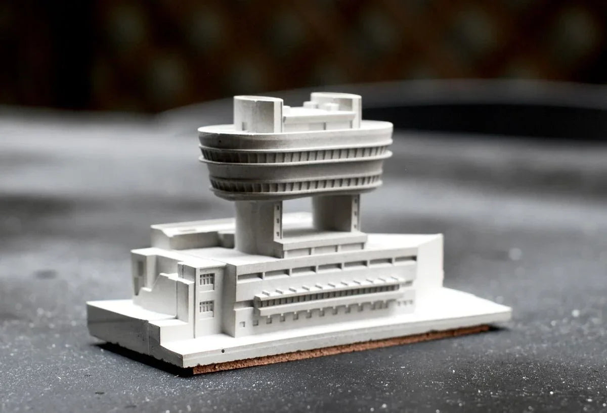 【一城不變】頂爐峰塔/Peak Tower 1972 /手作水泥系列